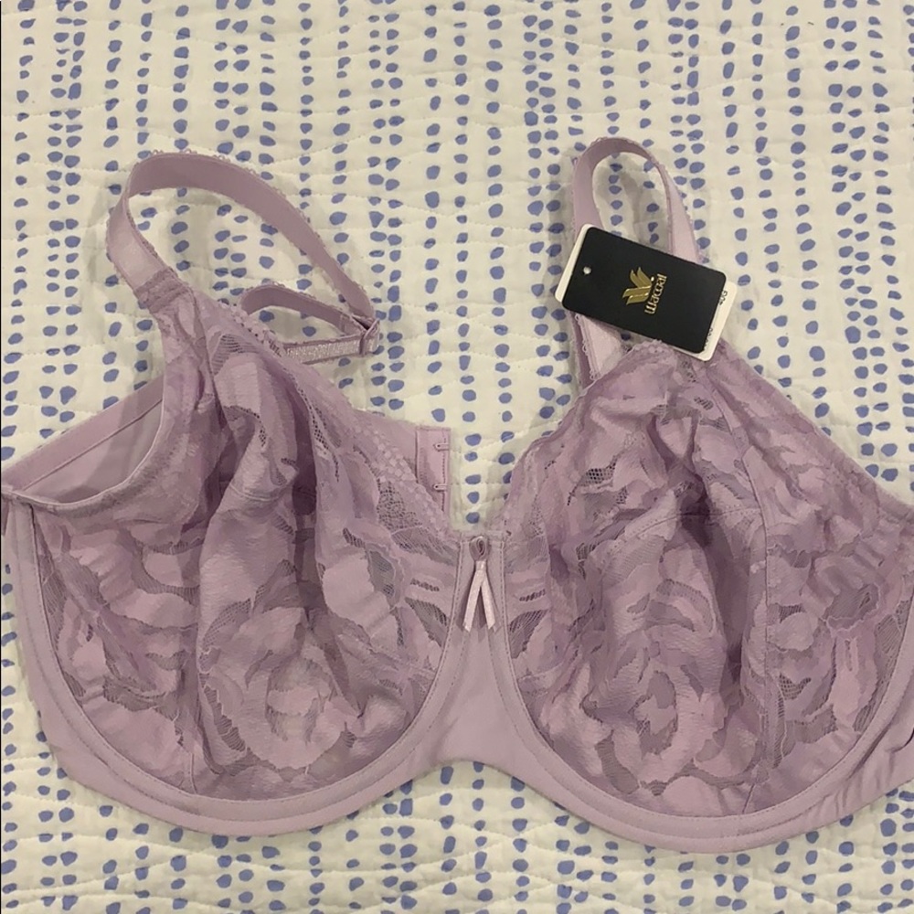Brand new lace Wacoal bra